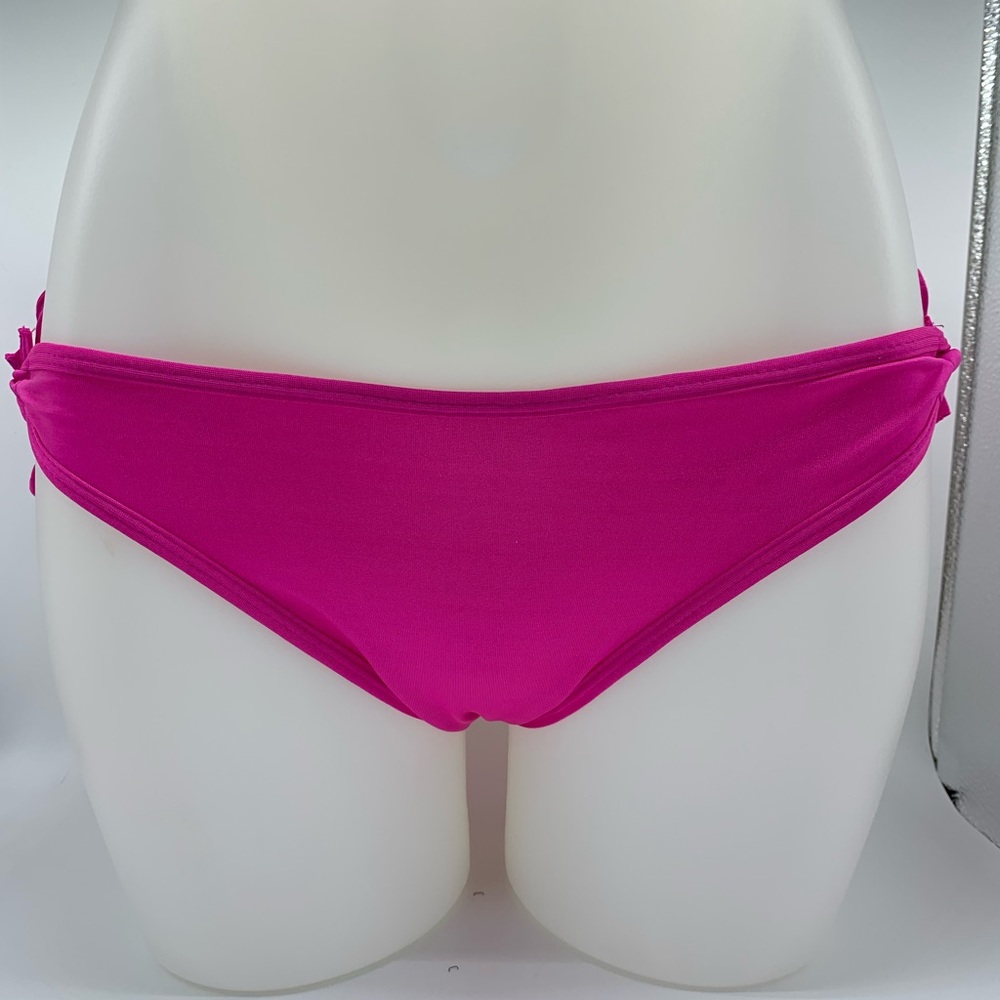 Bikini - Picture 5 of 5